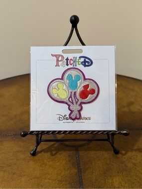 BRAND NEW DISNEY PATCHED COLORFUL MICKEY MOUSE BALLOON BOUQUET 🎈